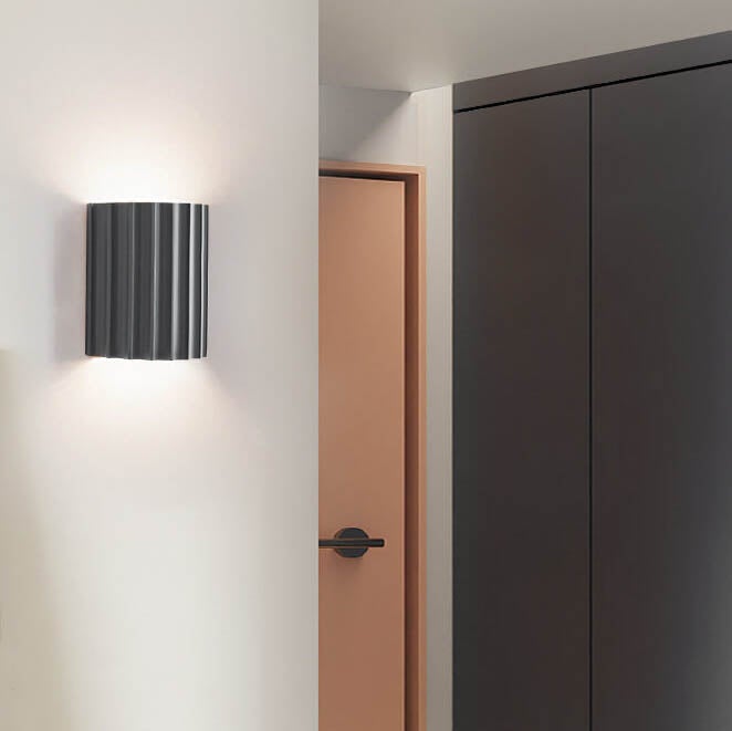 Minimalist Resin Wall Sconce – Energy-Efficient LED Light for Hallways