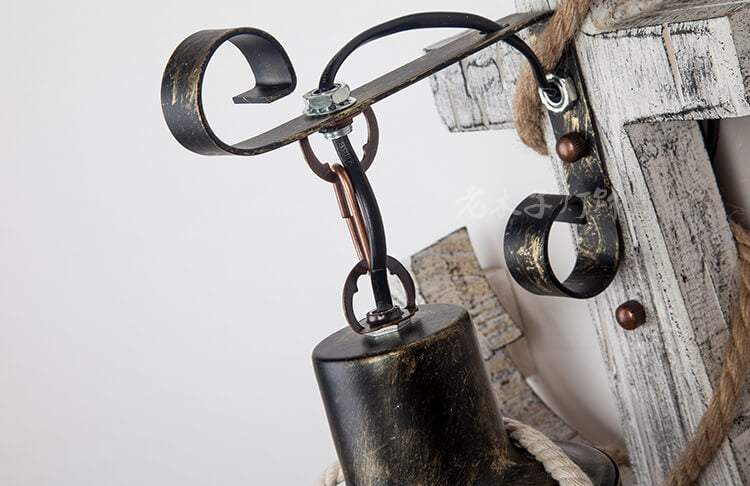 Vintage-Inspired Wall Lamp – Steampunk Wood and Metal Design