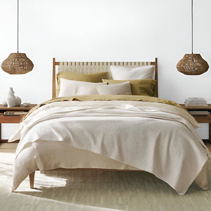 Eco-Friendly Rattan Pendant Light – Minimalist Willow Woven Design