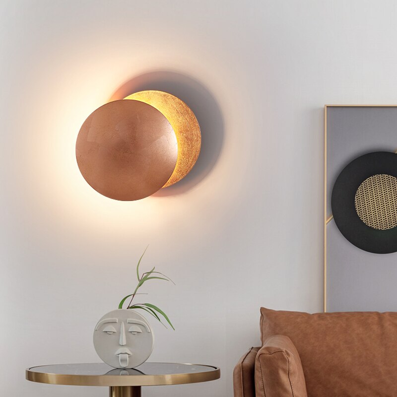Rotating Disc Wall Lamp – Modern LED Light with Solar Eclipse Effect