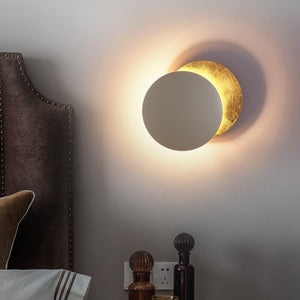 Rotating Disc Wall Lamp – Modern LED Light with Solar Eclipse Effect