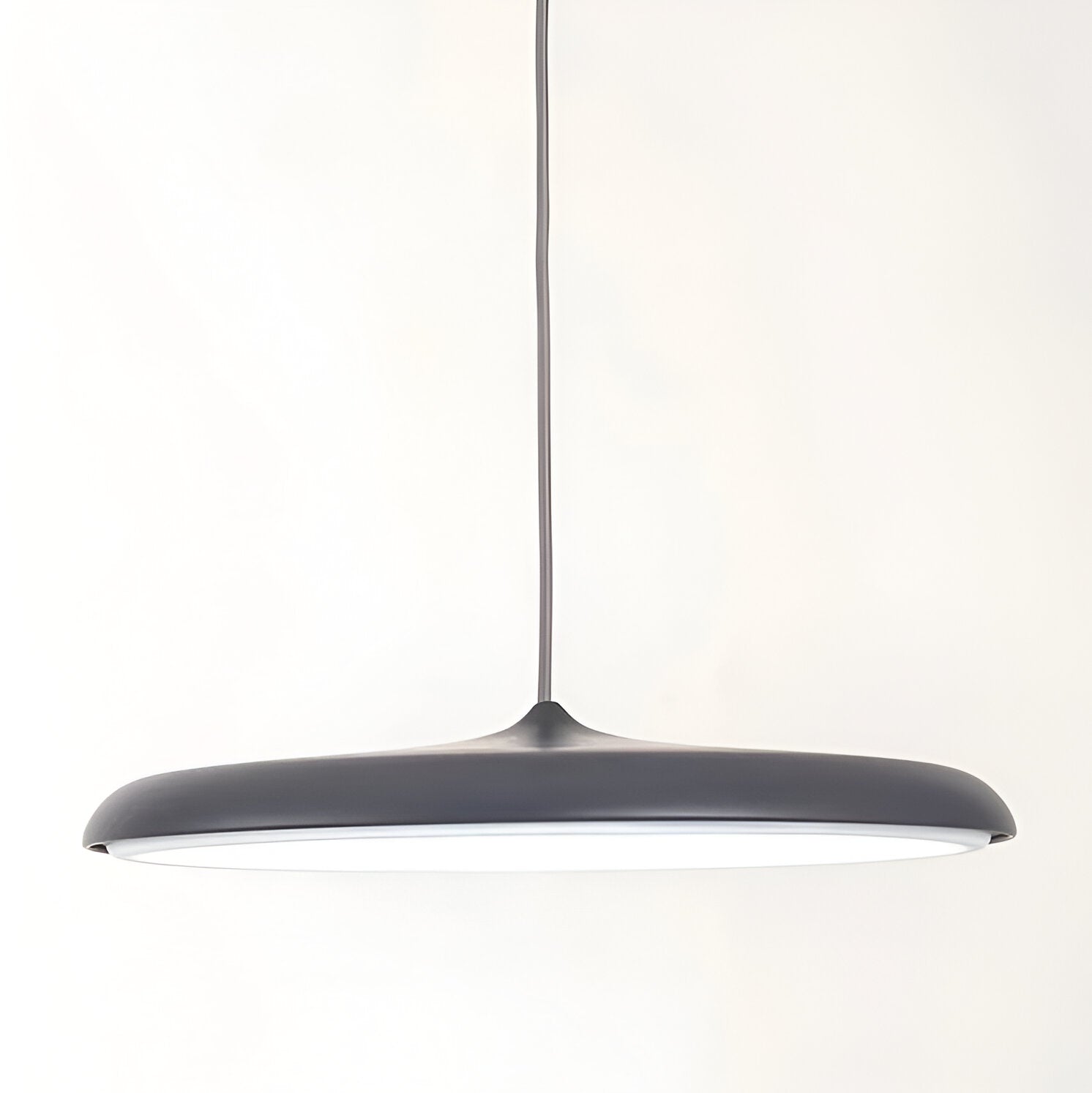 Elegant Disc Pendant Lamp – Nordic-Inspired Acrylic Ceiling Light