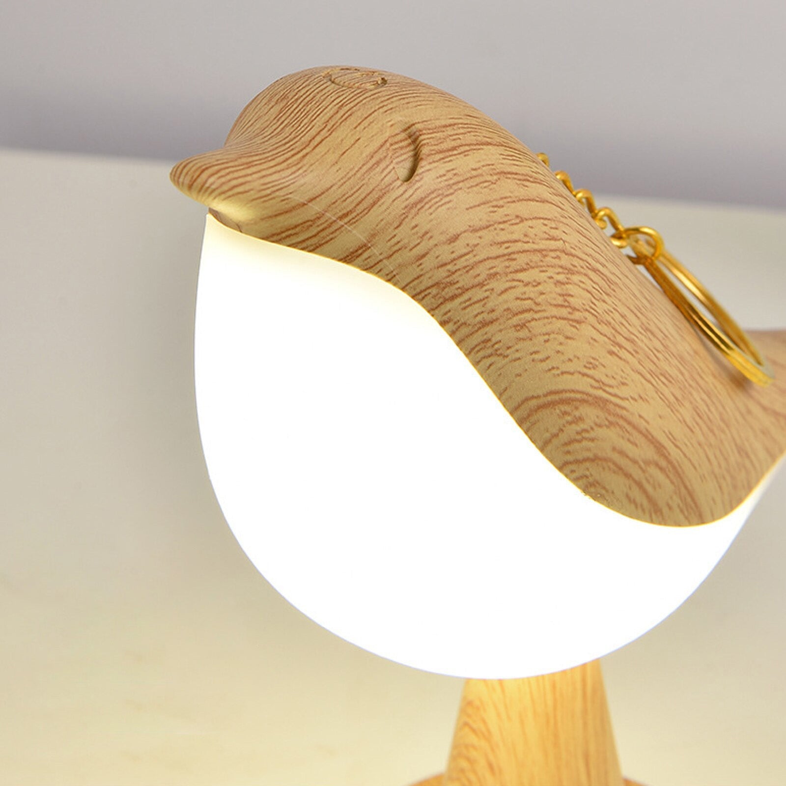 Modern Bird Table Lamp – Elegant & Whimsical Design