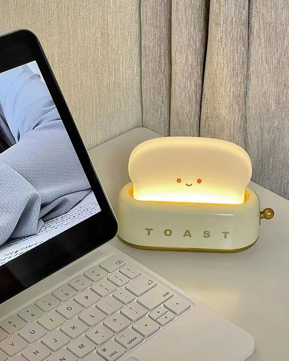 Charming Toaster Table Lamp (built-in battery)