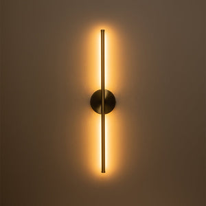 Elegant LED Wall Sconce – Warm White Linear Light for Modern Interiors
