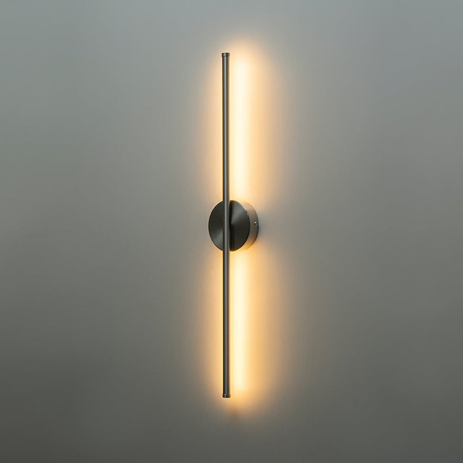 Elegant LED Wall Sconce – Warm White Linear Light for Modern Interiors
