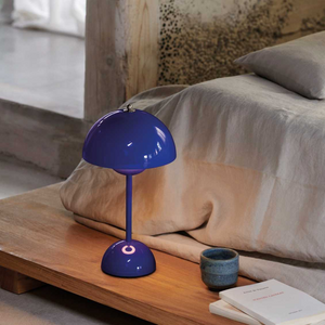 Nature-Inspired Table Lamp – Eco-Friendly LED Desk Light